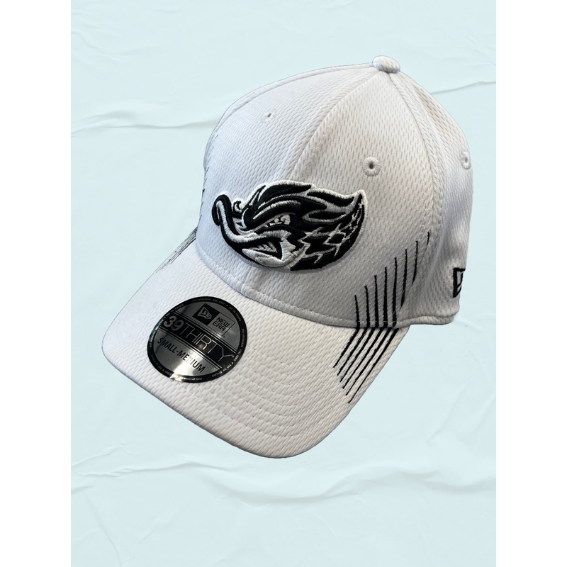 White Active 3930