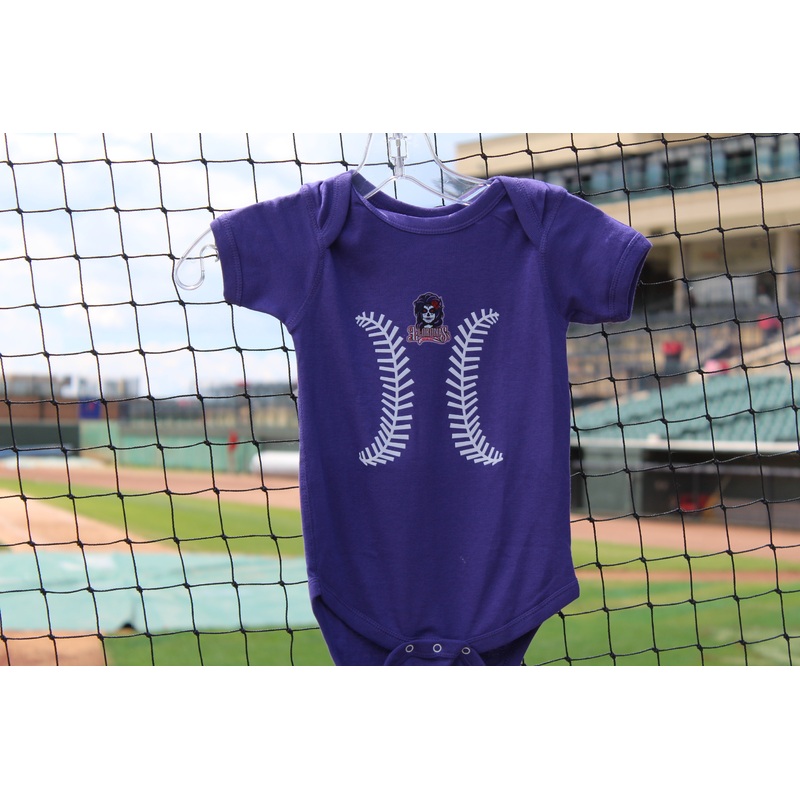 Lloronas Onesie