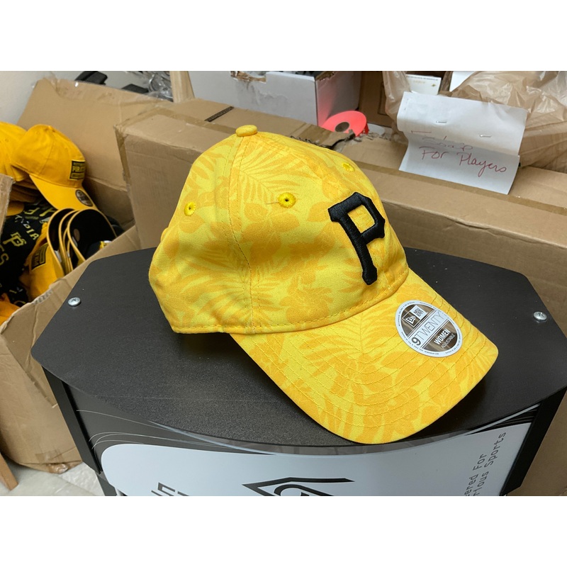 Pirates Womens Floral Burst Hat