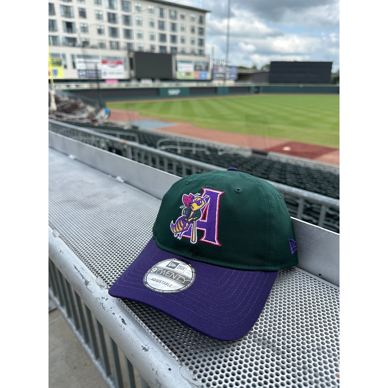 90’s Throwback Logo 920