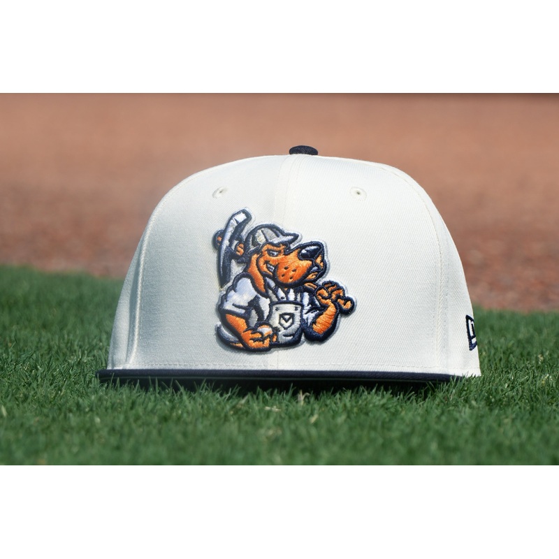 Midland RockHounds New Era 59Fifty Cream and Navy Hat