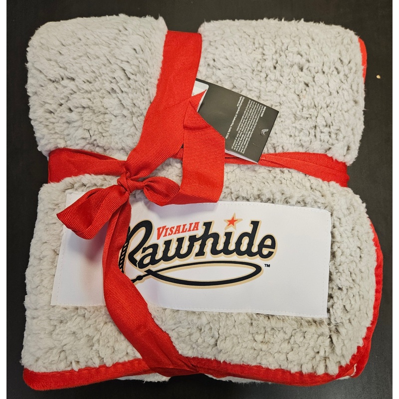 Frosty Fleece Rawhide Sherpa Blanket