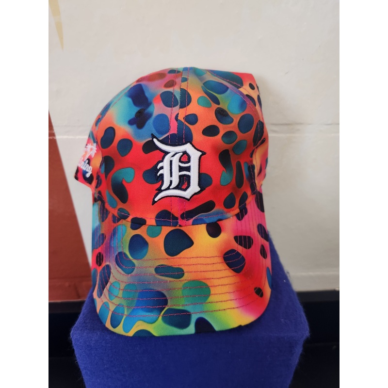 New Era Rainbow Spotted Hat