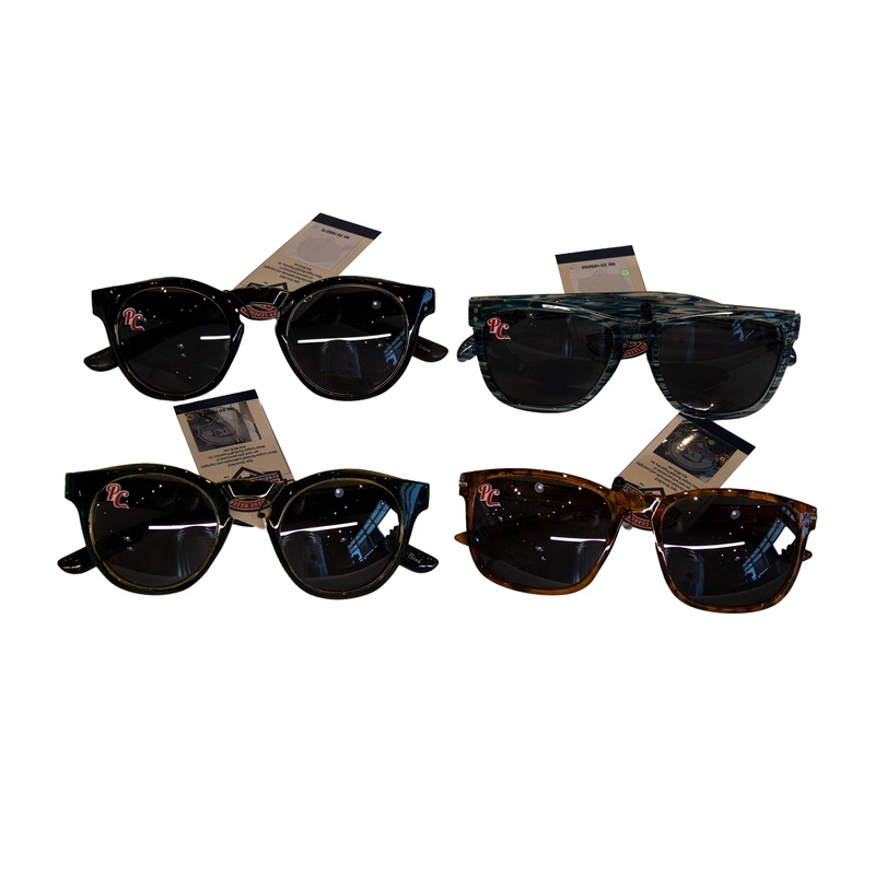 Mountain Shades – Lifestyle