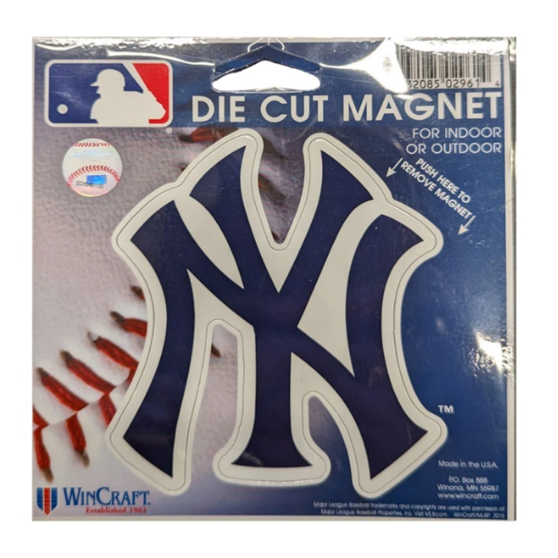 New York Yankees NY  4.5″ X 6″ Die Cut Logo Car Magnet