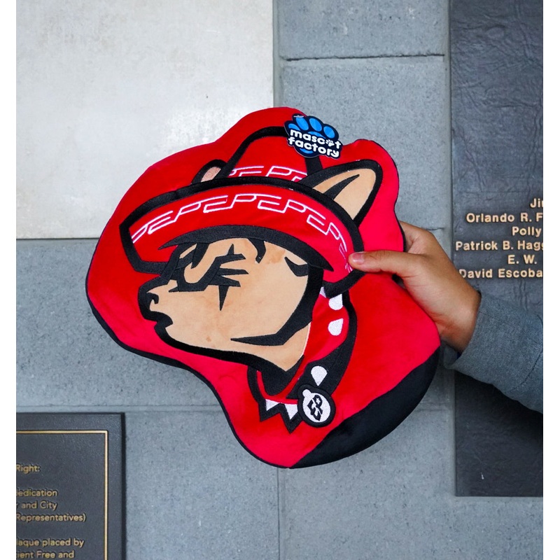 CHIHUAHUAS HOWLING DOG PLUSH PILLOW