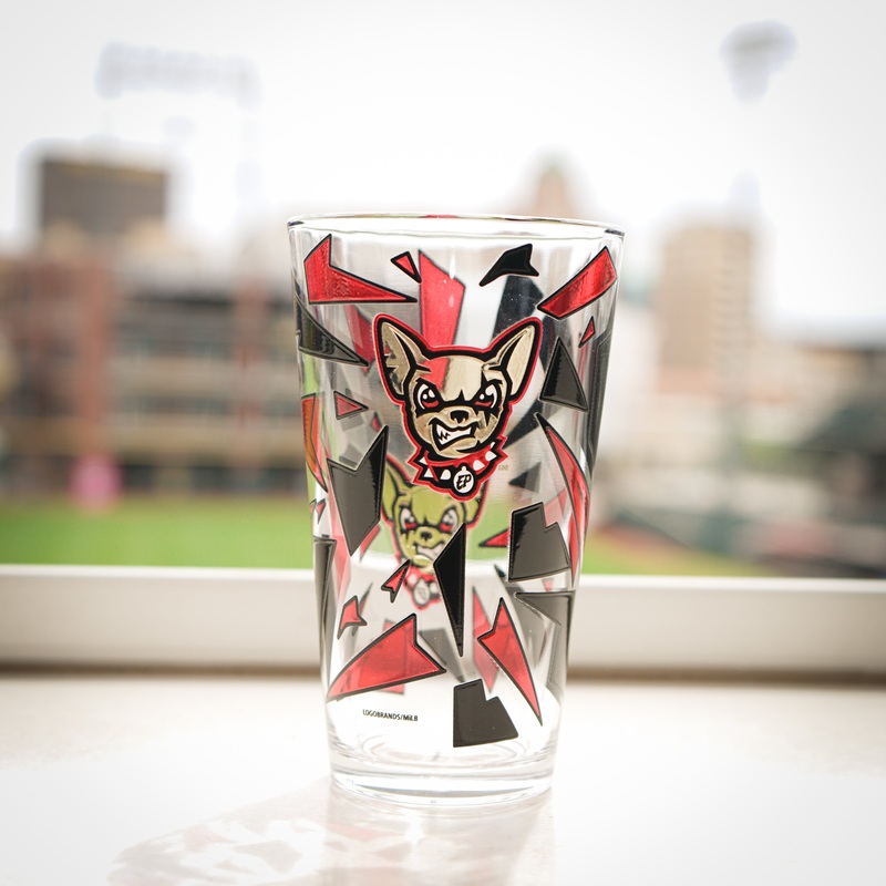 CHIHUAHUAS 16 OZ PRISM PINT GLASS