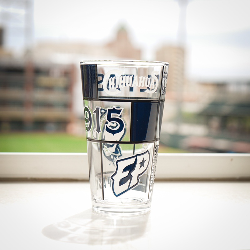 CHIHUAHUAS CHUCOTOWN 16 OZ PINT GLASS