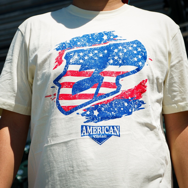 CHIHUAHUAS OFF WHITE NEW ERA 4TH OF JULY TEE